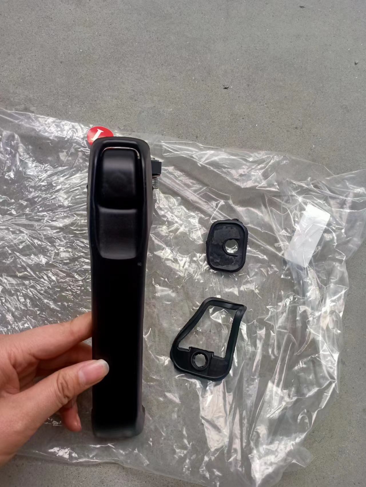 GELING RIGHT AND LEFT DOOR OUTER HANDLE FOR HINO 500 SERIES TRUCK